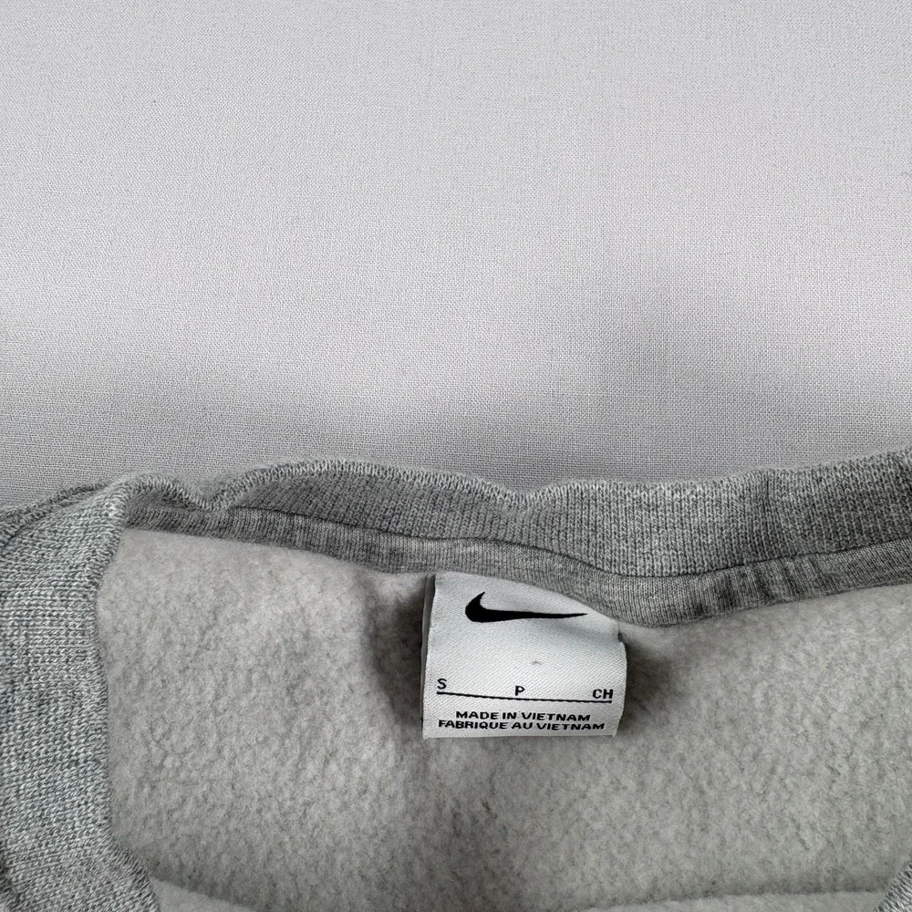 Nike shirt good